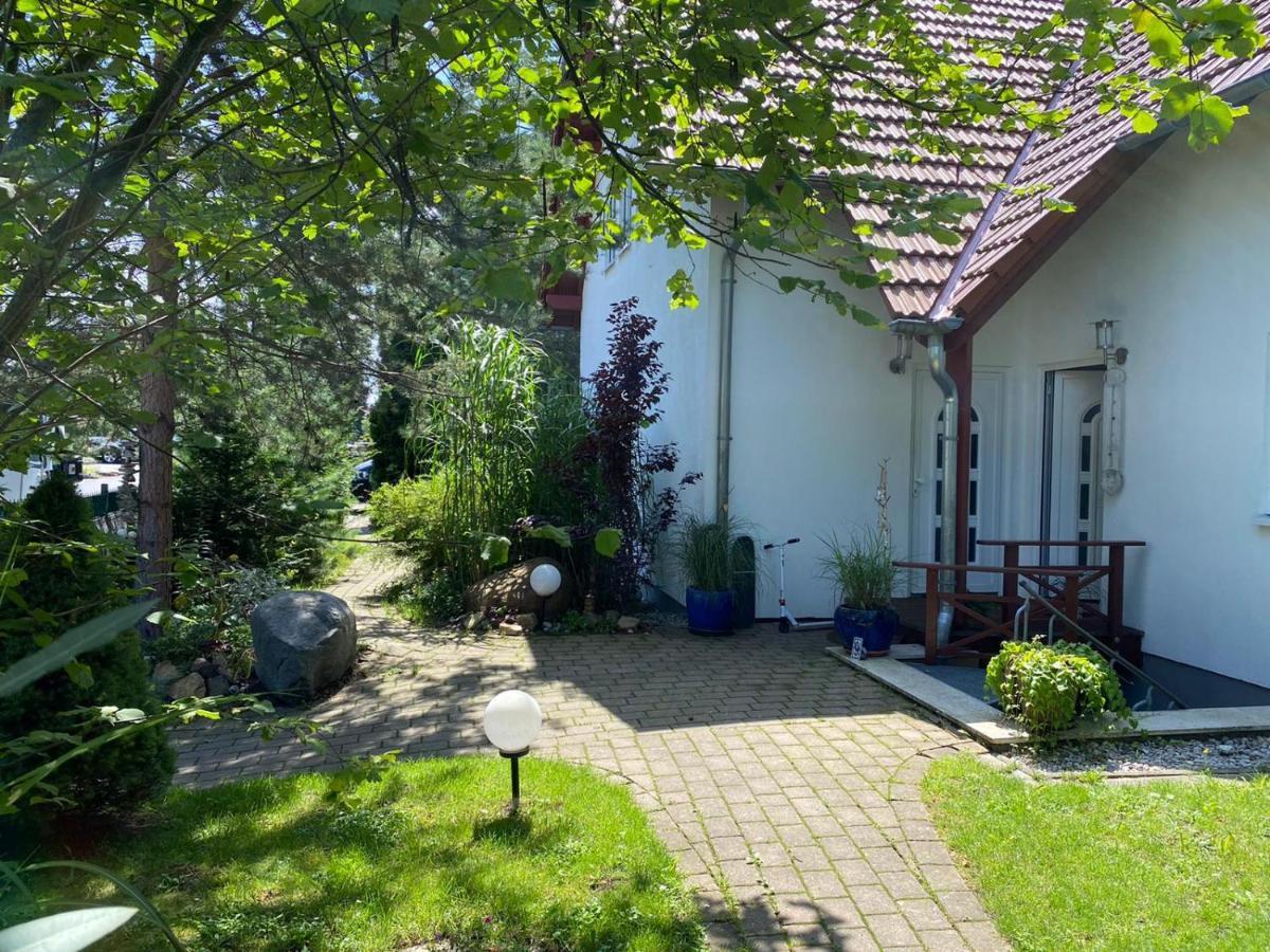 Pool & Lake Holiday Home 马克莱贝格 外观 照片