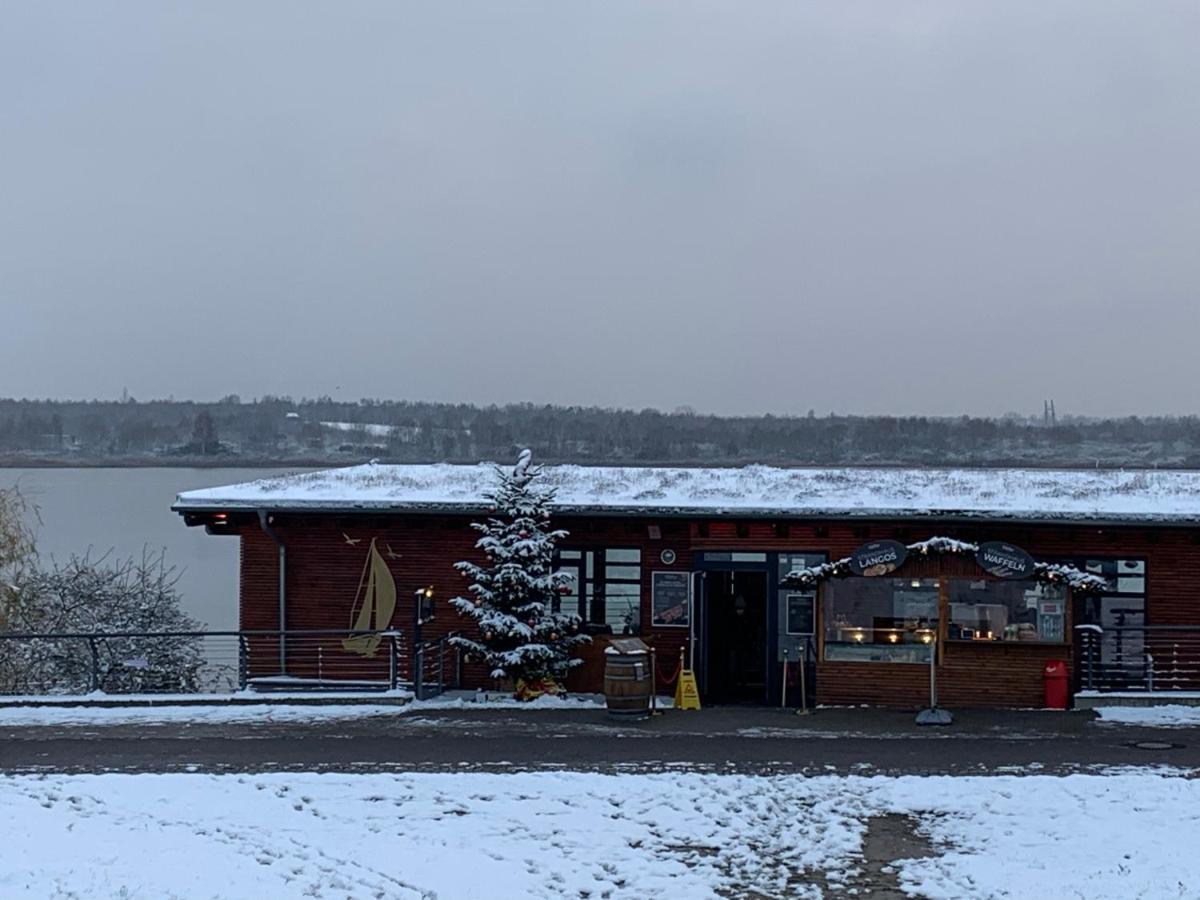 Pool & Lake Holiday Home 马克莱贝格 外观 照片
