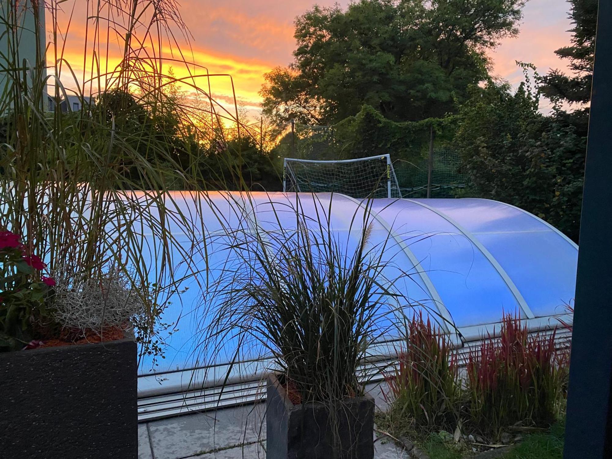 Pool & Lake Holiday Home 马克莱贝格 外观 照片